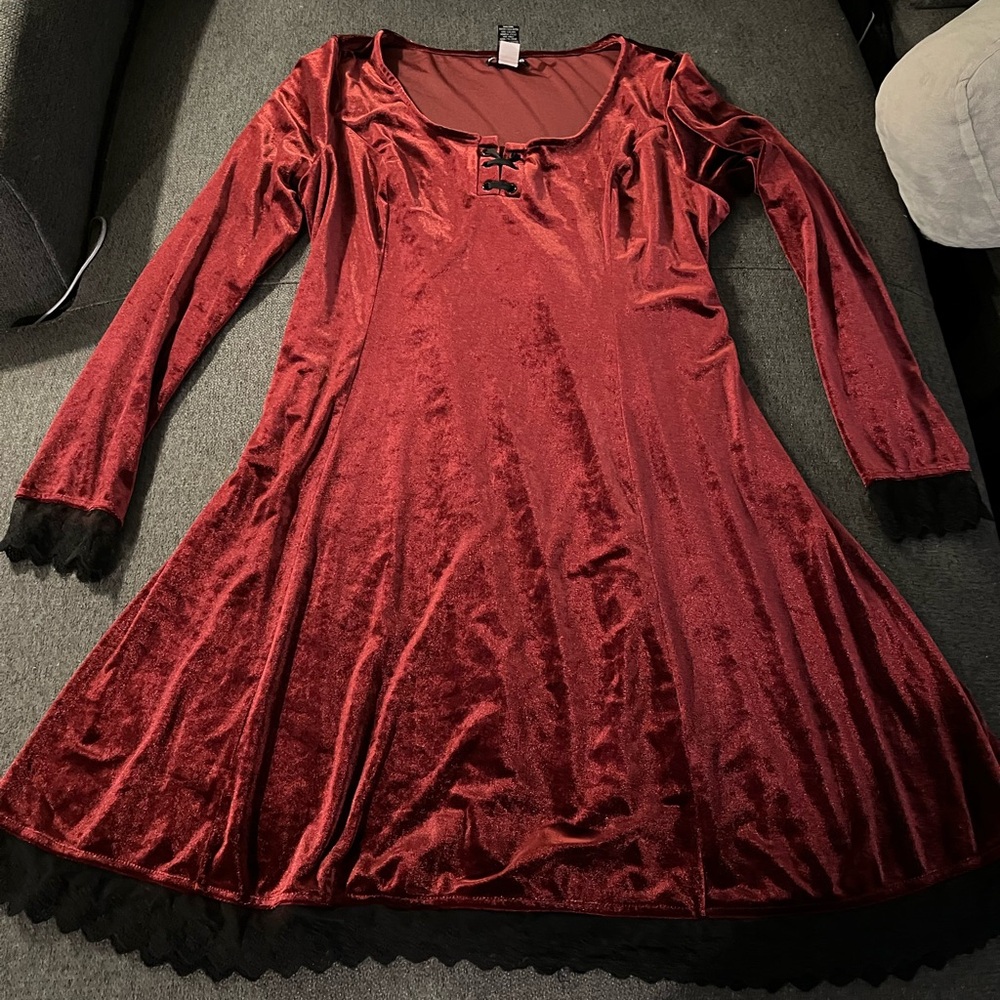 Hot Topic Burgundy Velvet Lace-Up Top